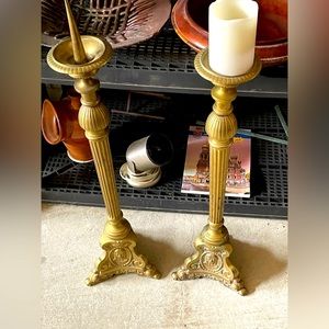 A PAIR OF TALL ANTIQUE BRASS CHURCH CANDLE STICKS 2.5 FEET TALL VERY RARE & NICE